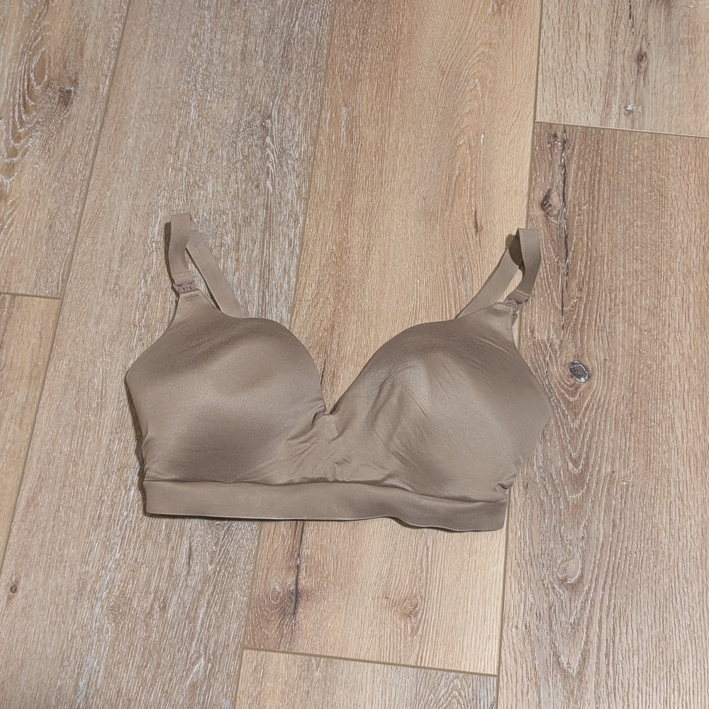 Seamless Nursing & Pumping Bra - Nude
